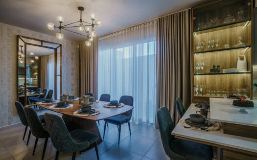 Modelo Varsovia Stratus